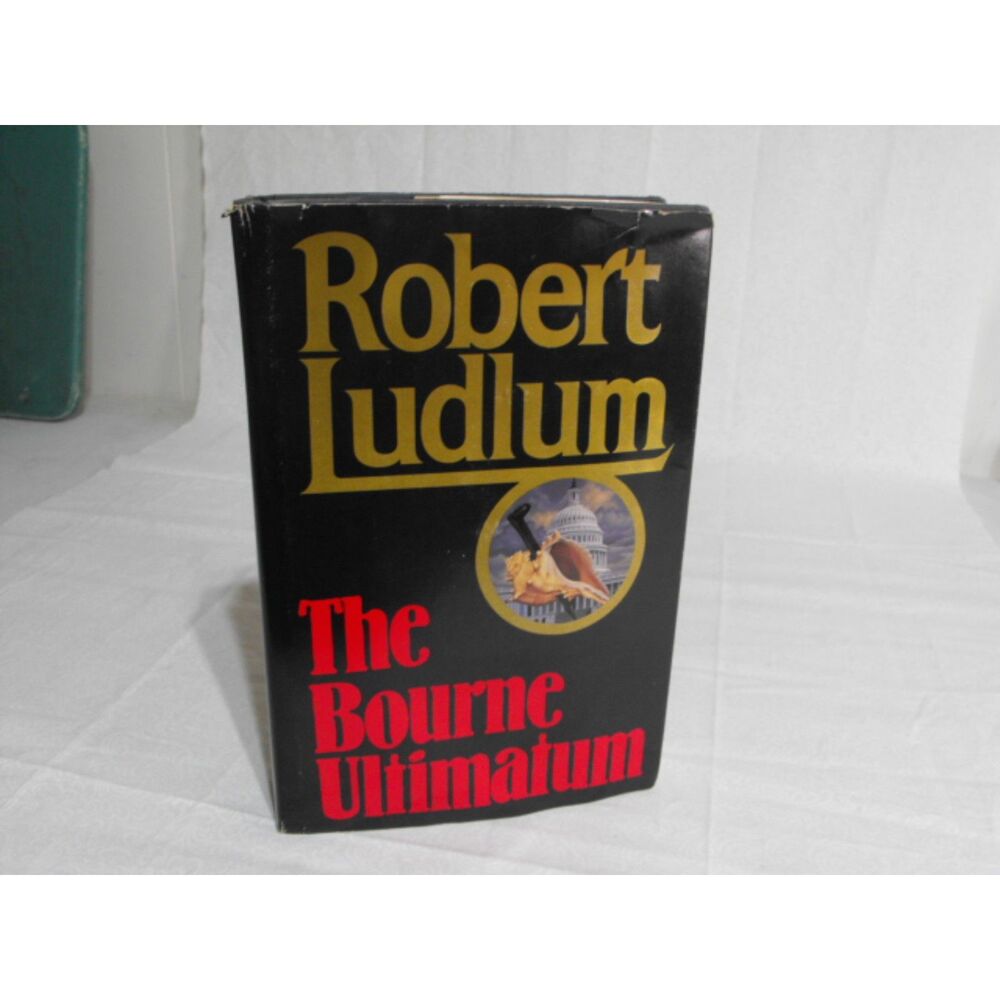 The Bourne Ultimatum - 1990 Hardcover Robert Ludlum
